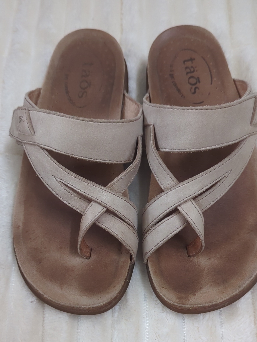 Women's Taos Perfect Sandal Size 6 Beige